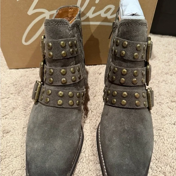 Zodiac Adele New In Box - Picture 2 of 5